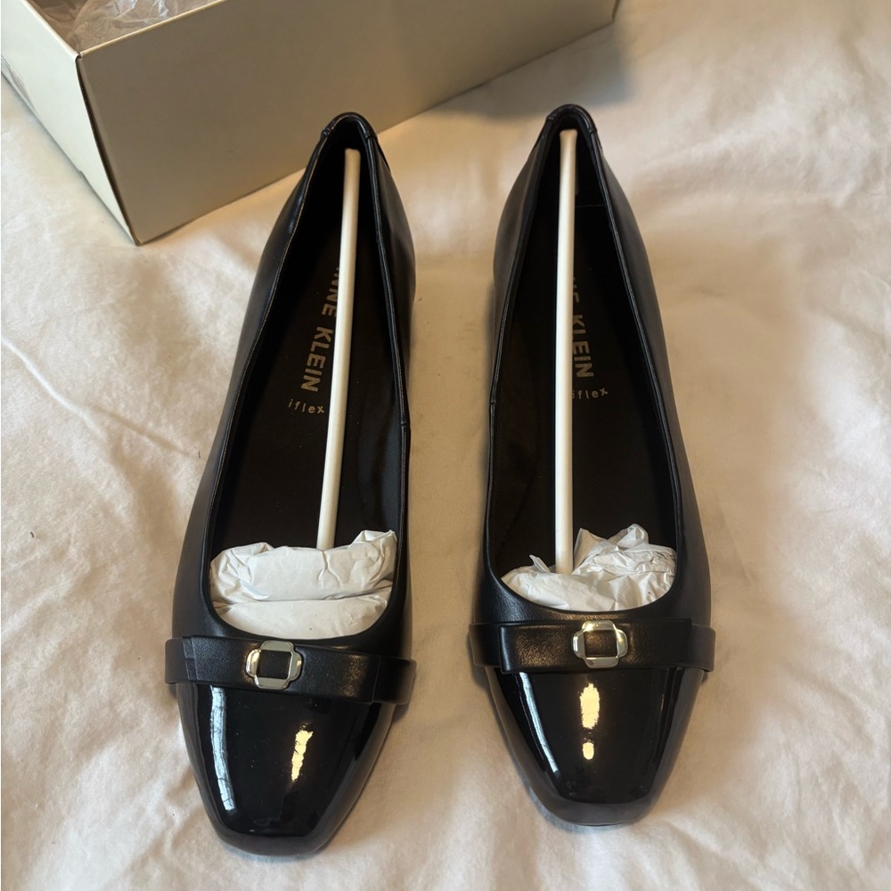 NWT Anne Klein Women's Black Flats iFlex Madelyn size 9W